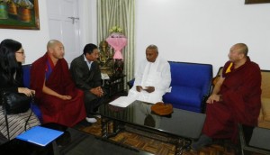 Tibetan Parliamentary delegation meeting Mr HD Devegowda, former prime minister and current member of  the Indian parliament Photo: tibet.net