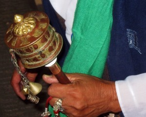 Tibetan woman with prayer wheel (Copy)