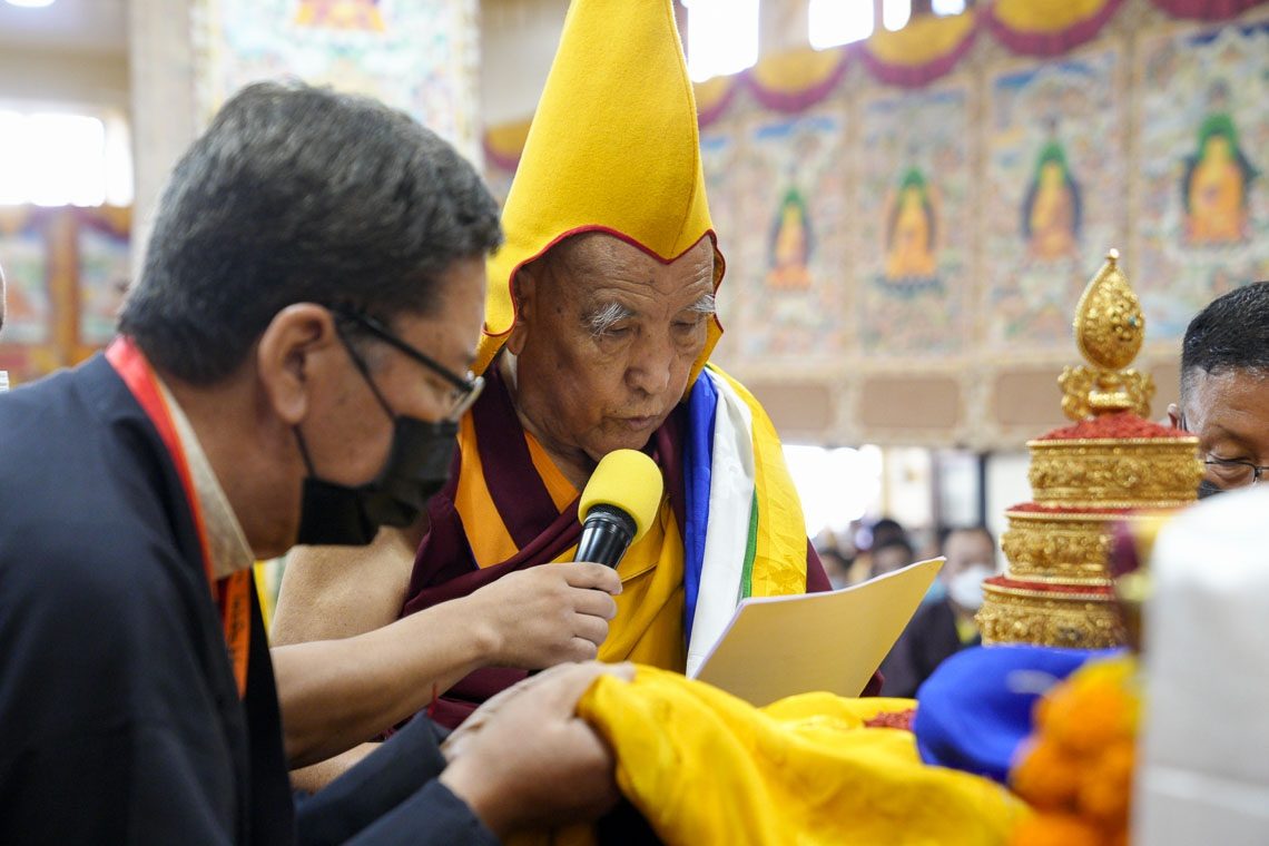 Serving All Sentient Beings - Tibetan Magazine For Tibet News & Issues